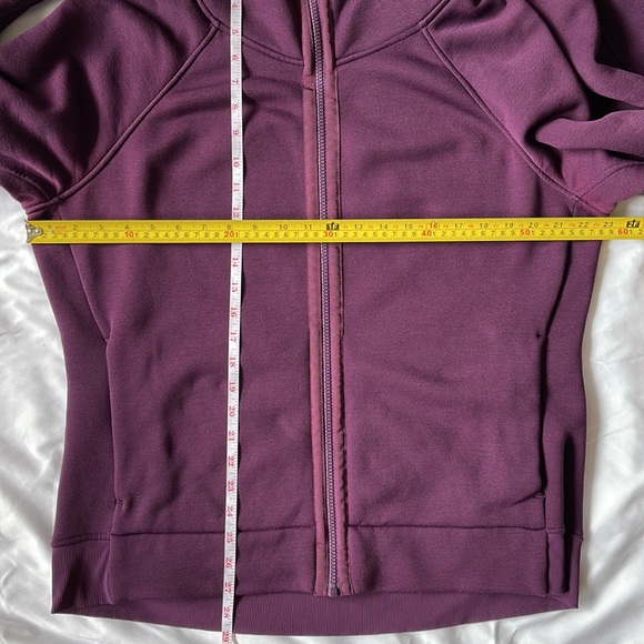 Lululemon Kick The Cold Zip Up High Collar Jacket Deepest Magenta Size 12 - Picture 9 of 17
